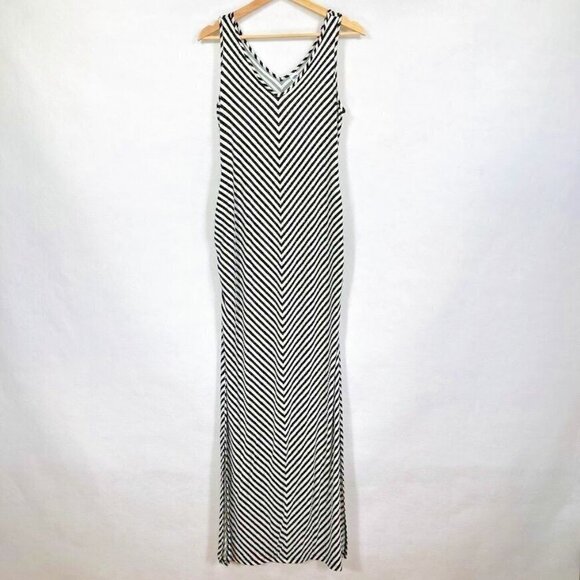 🔥 3/$15 🔥Old Navy Maternity Sleeveless Maxi Dress Striped Pregnancy Summer S - Picture 2 of 5